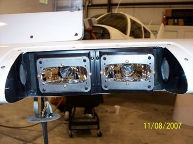XeVision XV-19-W dual installation in Diamond Aircraft DA-40