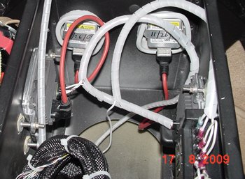 Robinson R44 helicopter with XeVision 50 W HID system